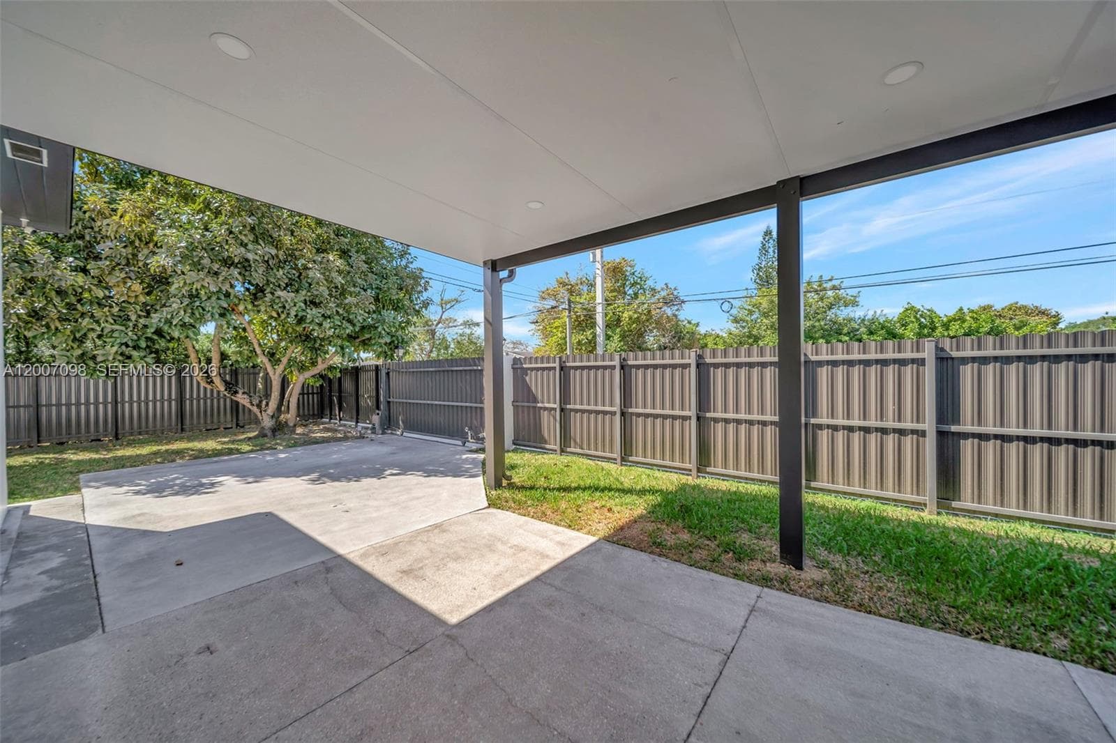 7470 SW 37th St, Miami FL 33155 — 30