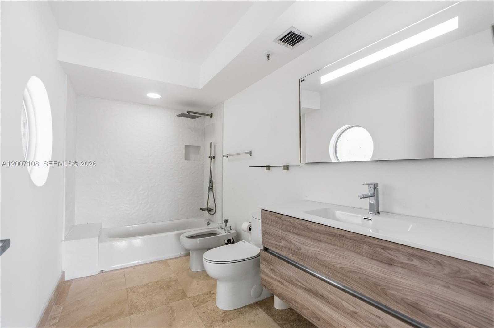 7824 Collins Ave # 401, Miami Beach FL 33141 — 18
