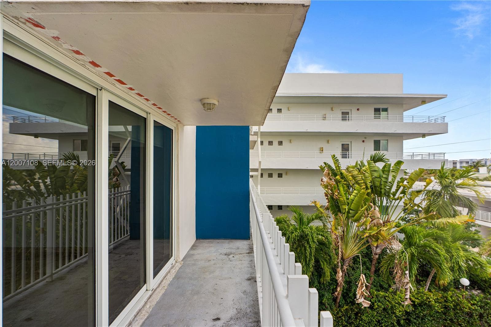7824 Collins Ave # 401, Miami Beach FL 33141 — 25