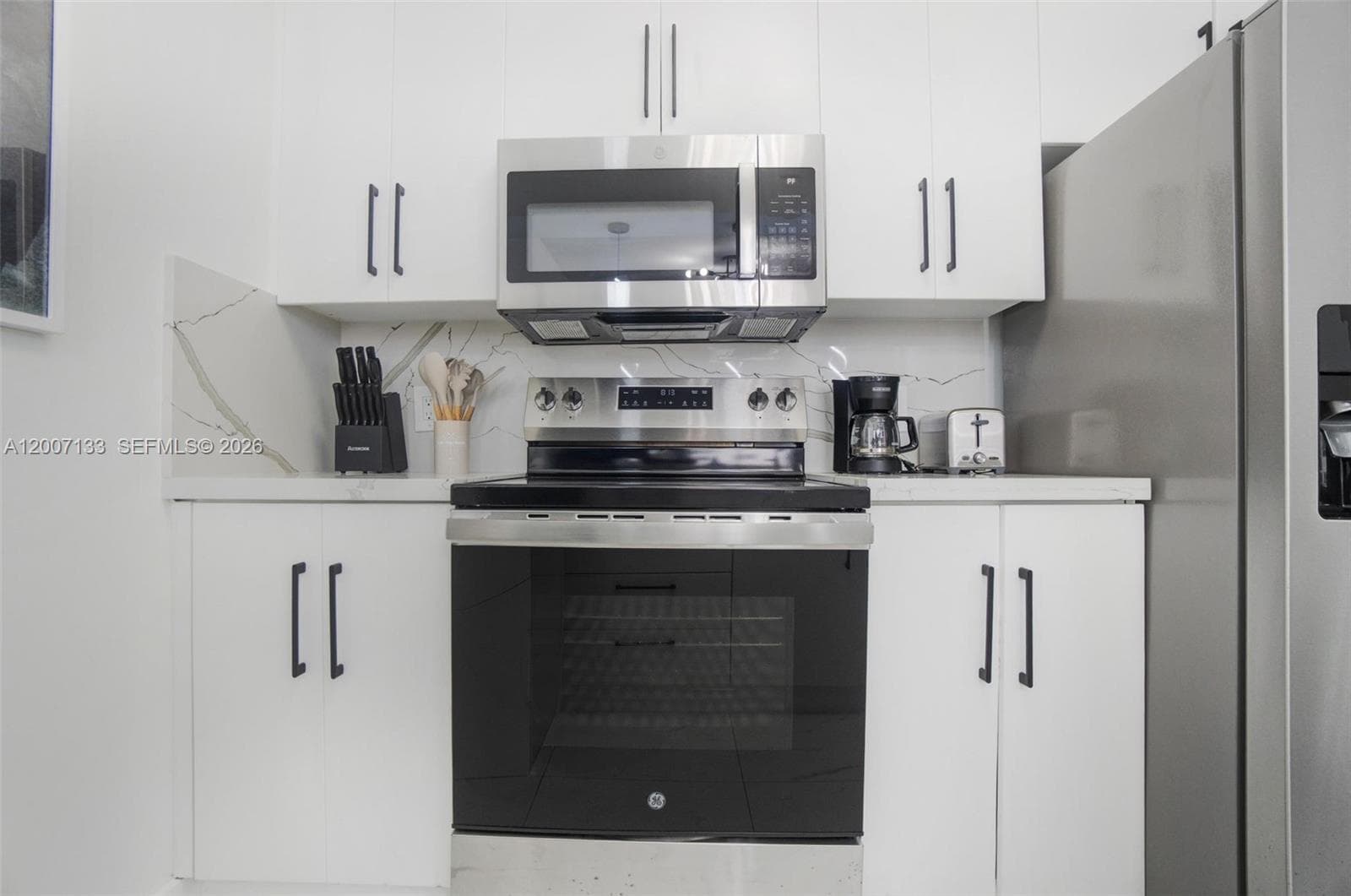 1200 Brickell Bay Dr # 1907, Miami FL 33131 — 11
