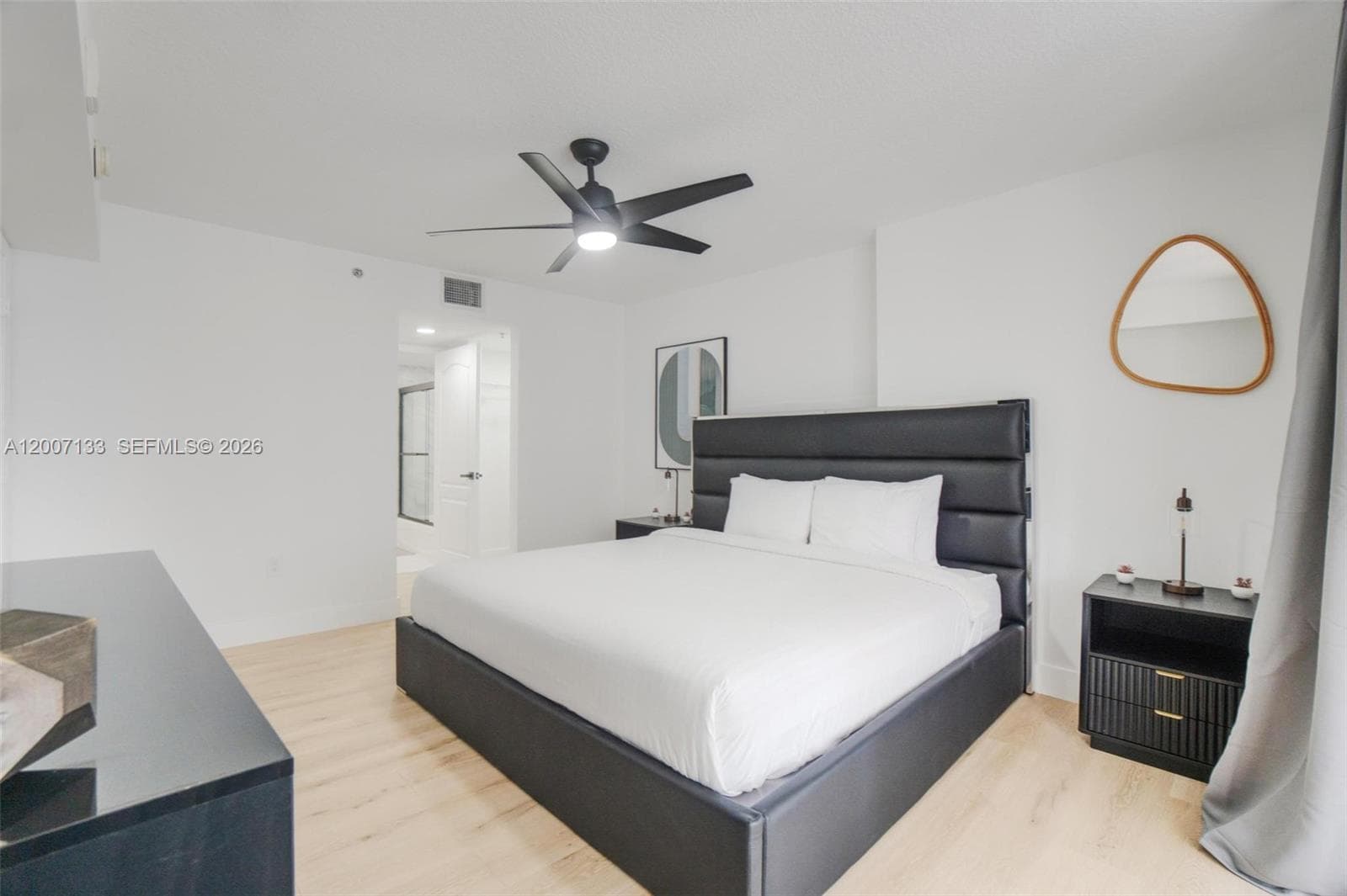 1200 Brickell Bay Dr # 1907, Miami FL 33131 — 29