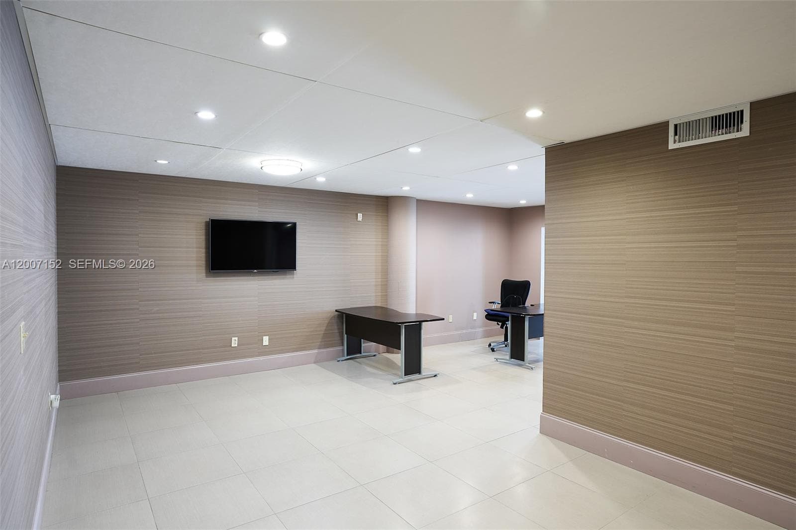 4300 Biscayne Blvd # 206, Miami FL 33137 — 6