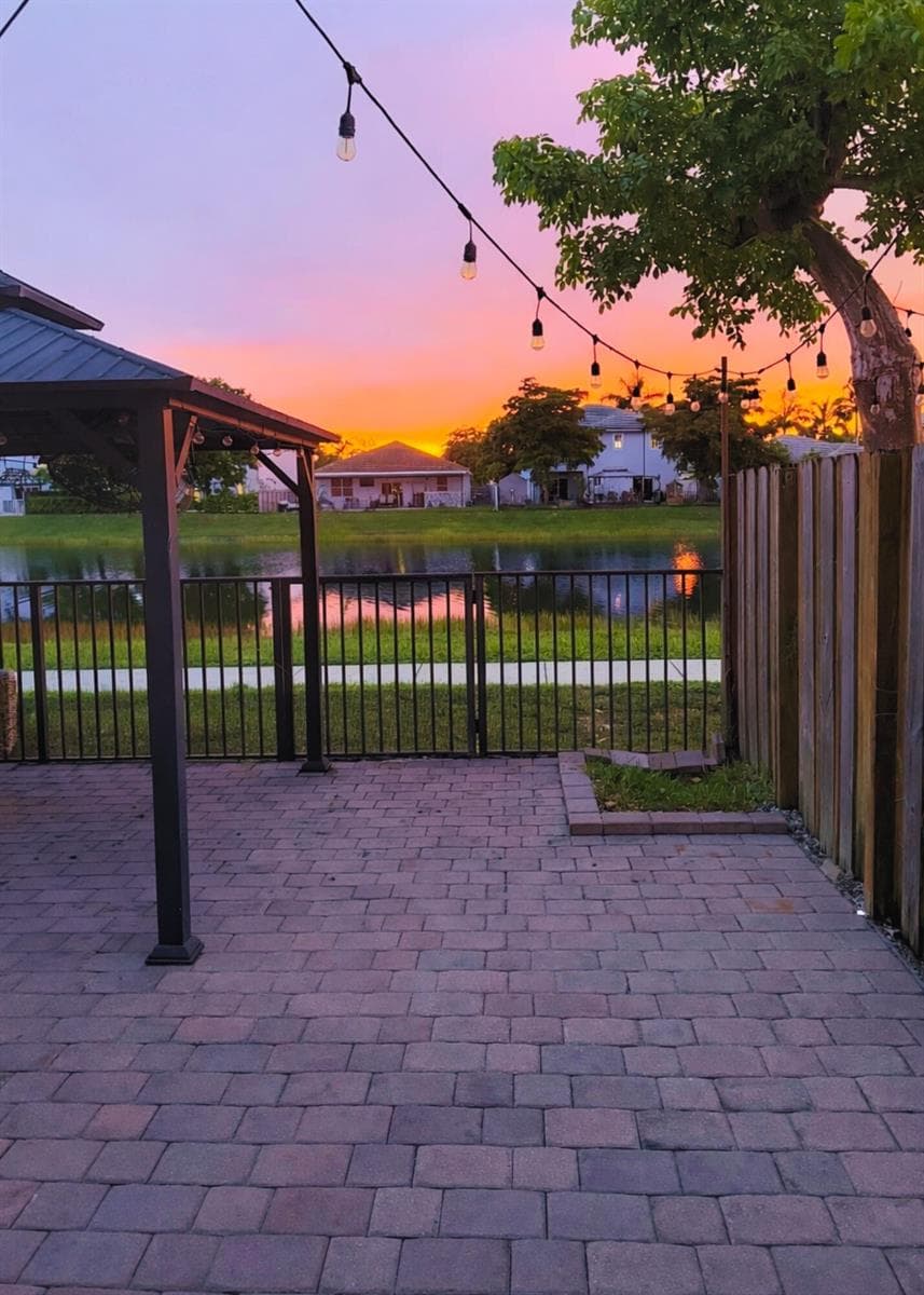 504 SE 32nd Avenue, Homestead FL 33033 — 1