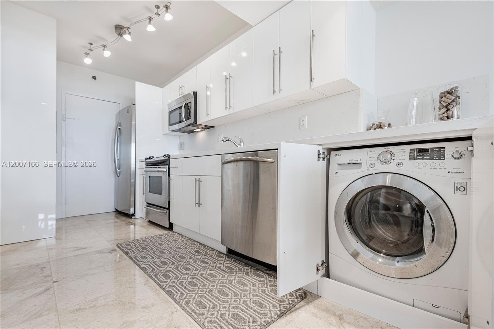 100 LINCOLN RD # 944, Miami Beach FL 33139 — 7