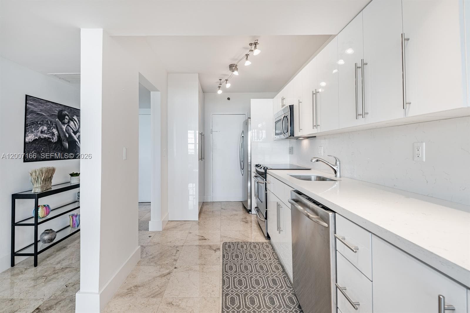 100 LINCOLN RD # 944, Miami Beach FL 33139 — 9