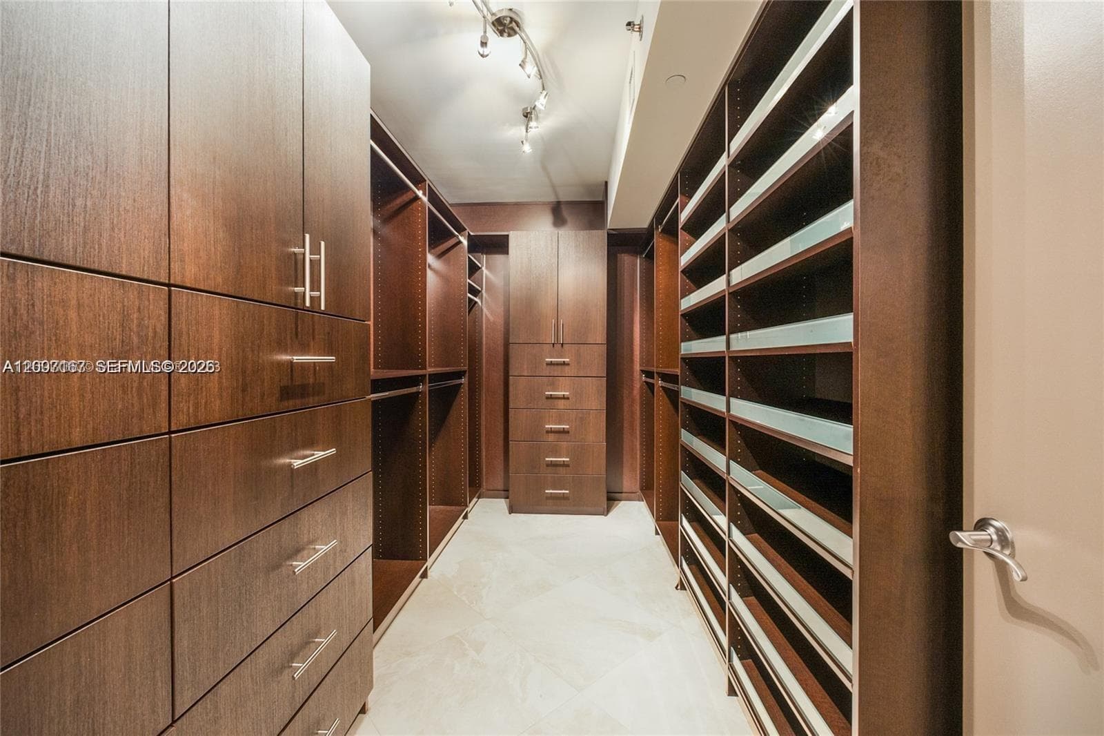 17201 Collins Ave # 2305, Sunny Isles Beach FL 33160 — 23