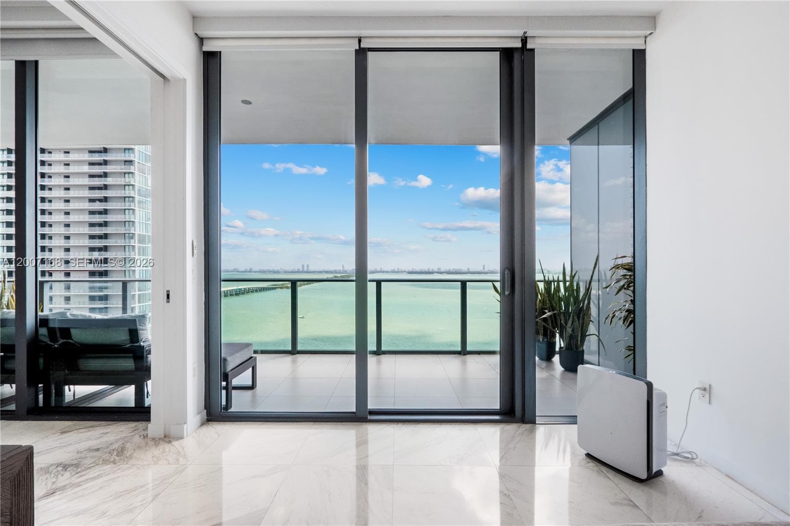 480 NE 31st St # 2405, Miami FL 33137 — 3