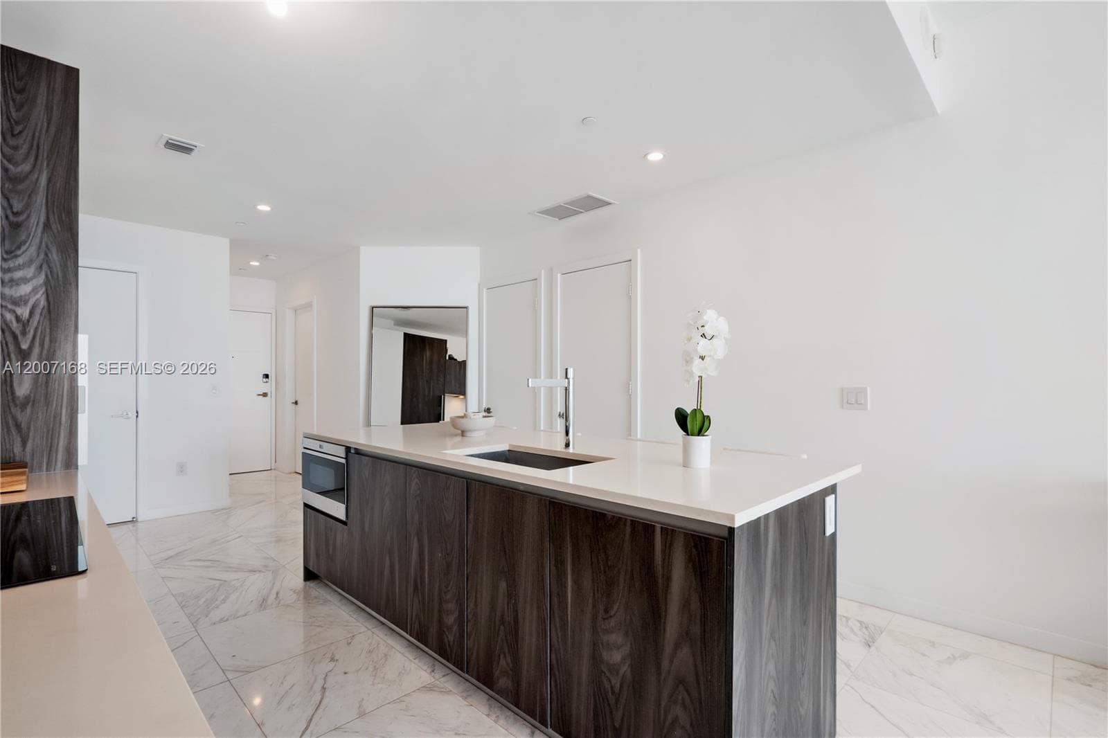 480 NE 31st St # 2405, Miami FL 33137 — 9