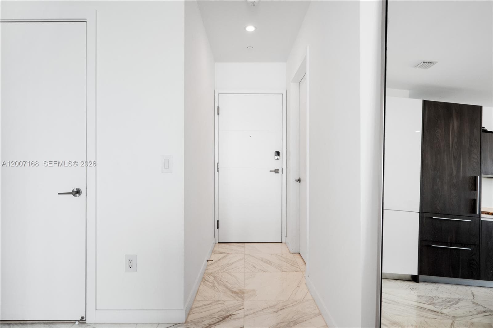 480 NE 31st St # 2405, Miami FL 33137 — 33