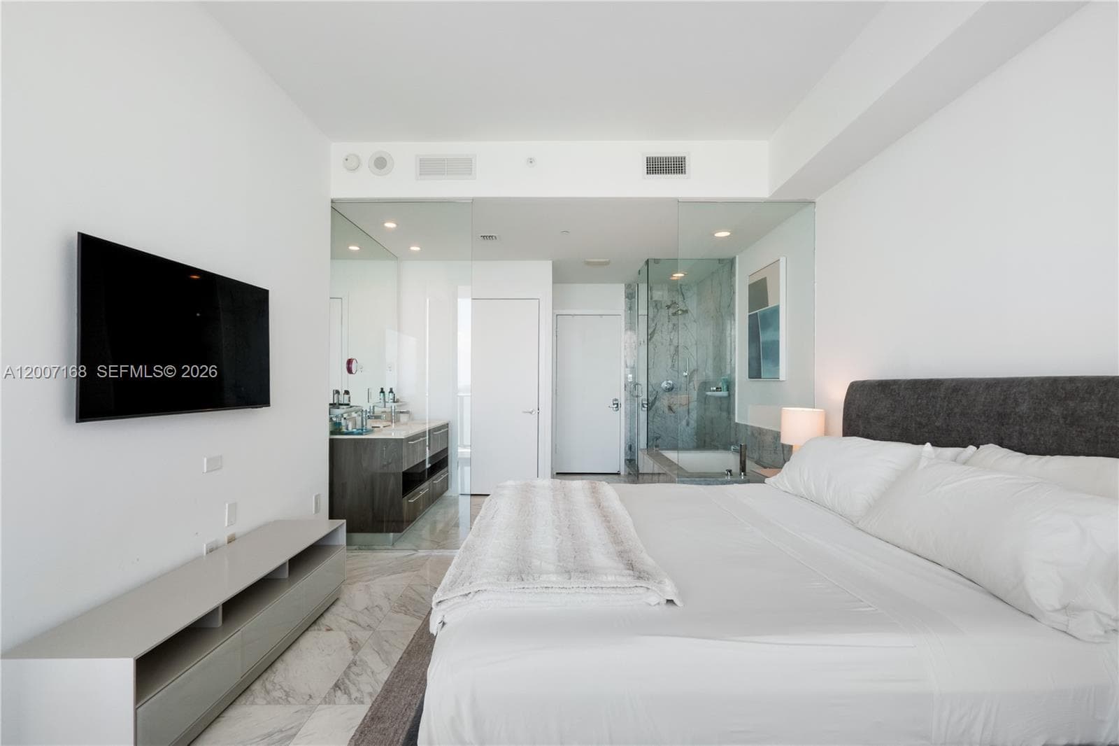 480 NE 31st St # 2405, Miami FL 33137 — 18