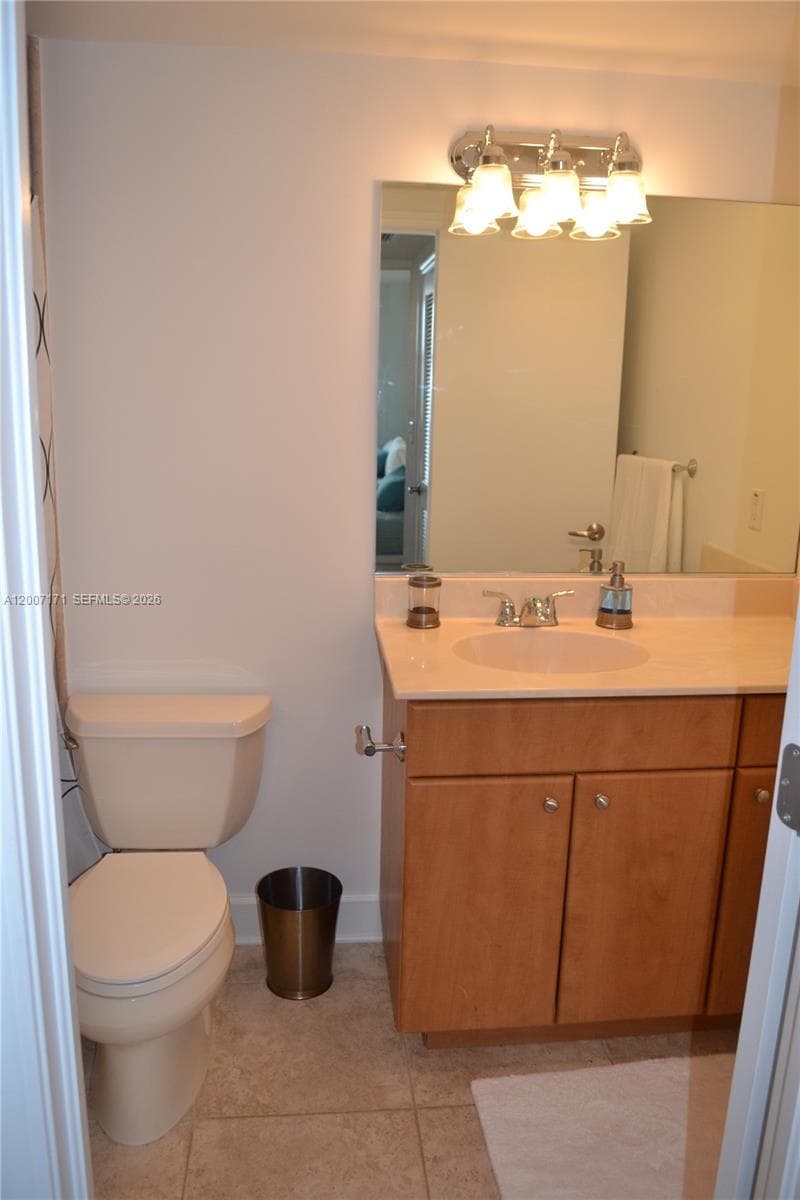 401 69th St # 1013, Miami Beach FL 33141 — 11