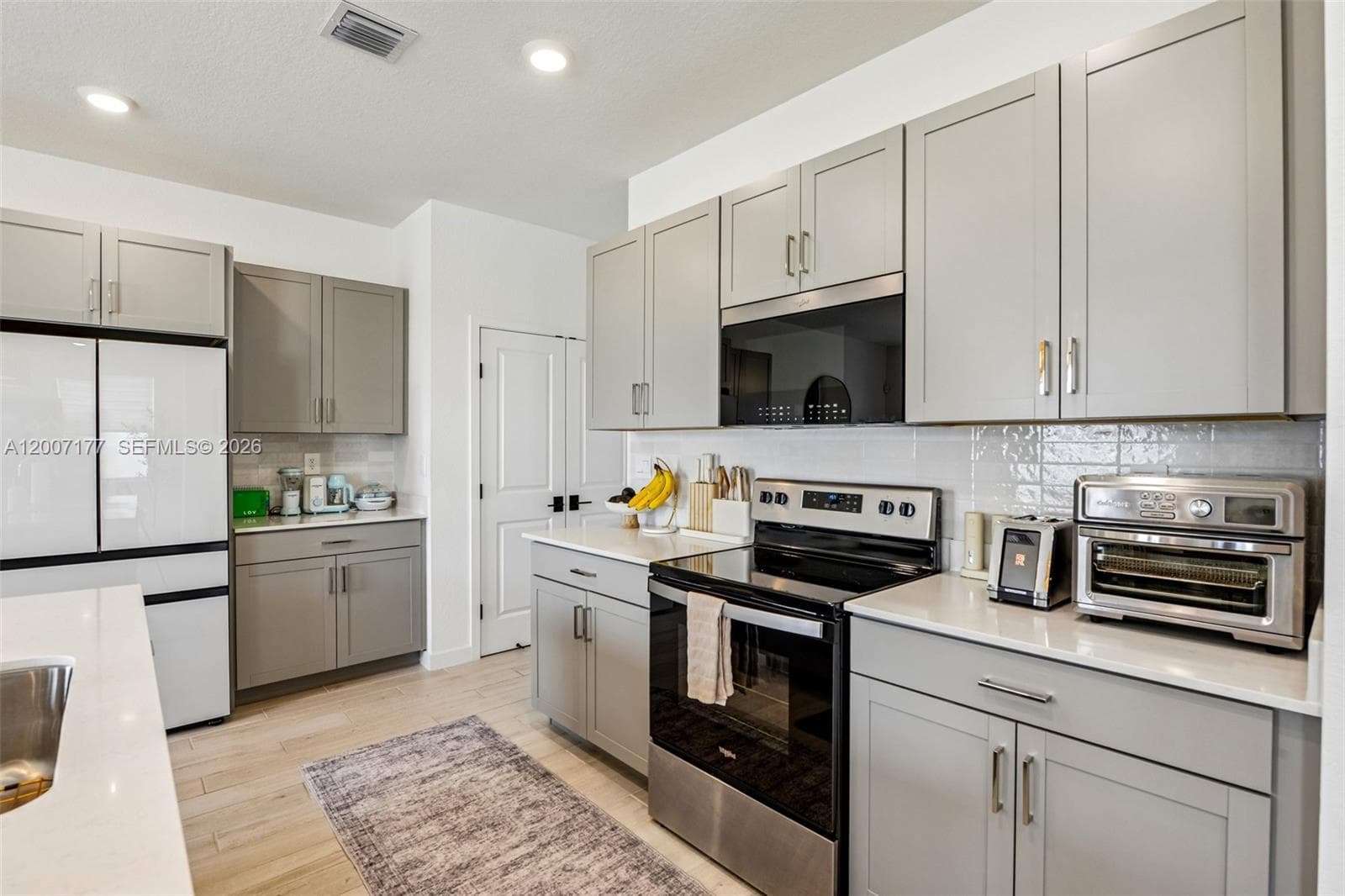 1660 SE 6th St, Homestead FL 33033 — 16