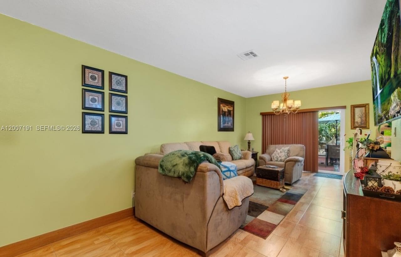 8546 SW 214th Way, Cutler Bay FL 33189 — 5