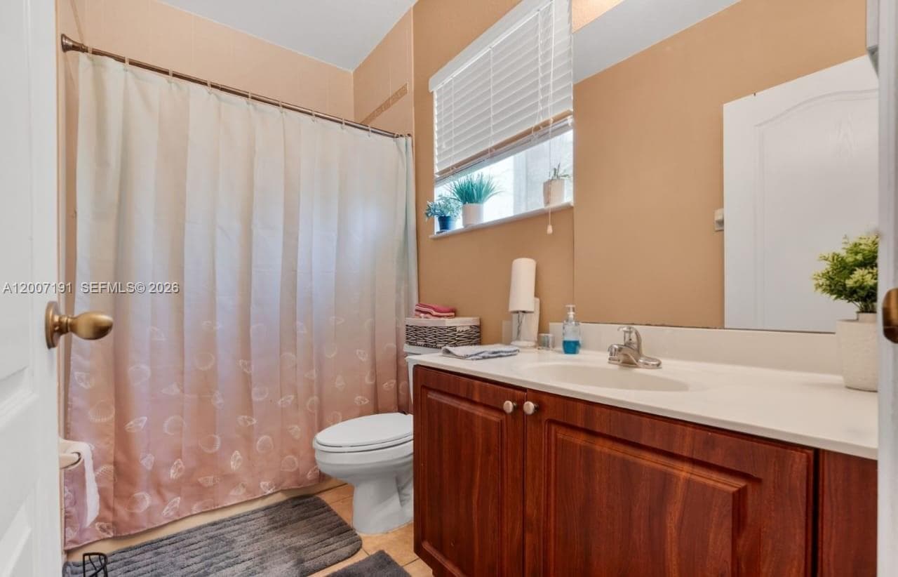 8546 SW 214th Way, Cutler Bay FL 33189 — 19