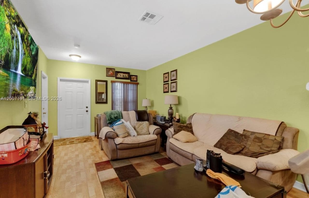 8546 SW 214th Way, Cutler Bay FL 33189 — 4