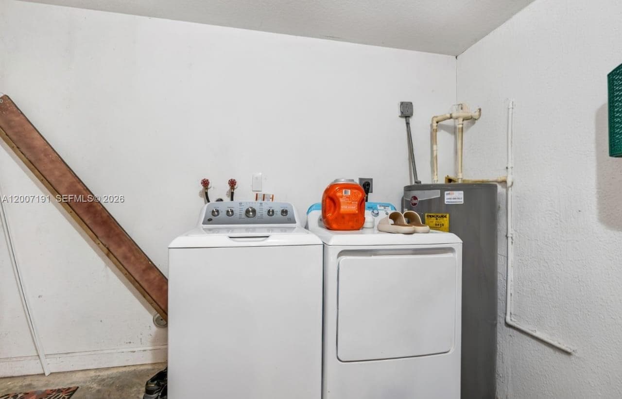 8546 SW 214th Way, Cutler Bay FL 33189 — 21