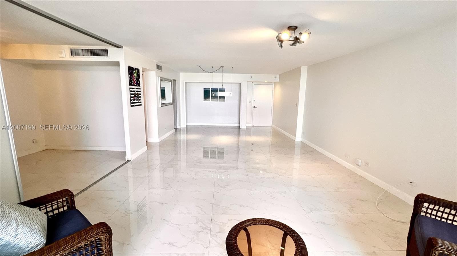 6039 Collins Ave # 520, Miami Beach FL 33140 — 4