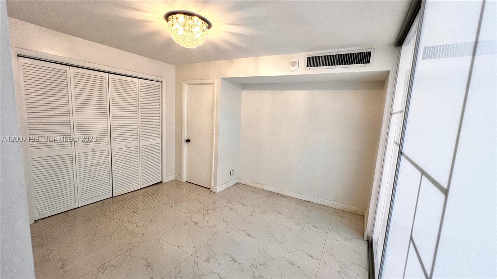 6039 Collins Ave # 520, Miami Beach FL 33140 — 8