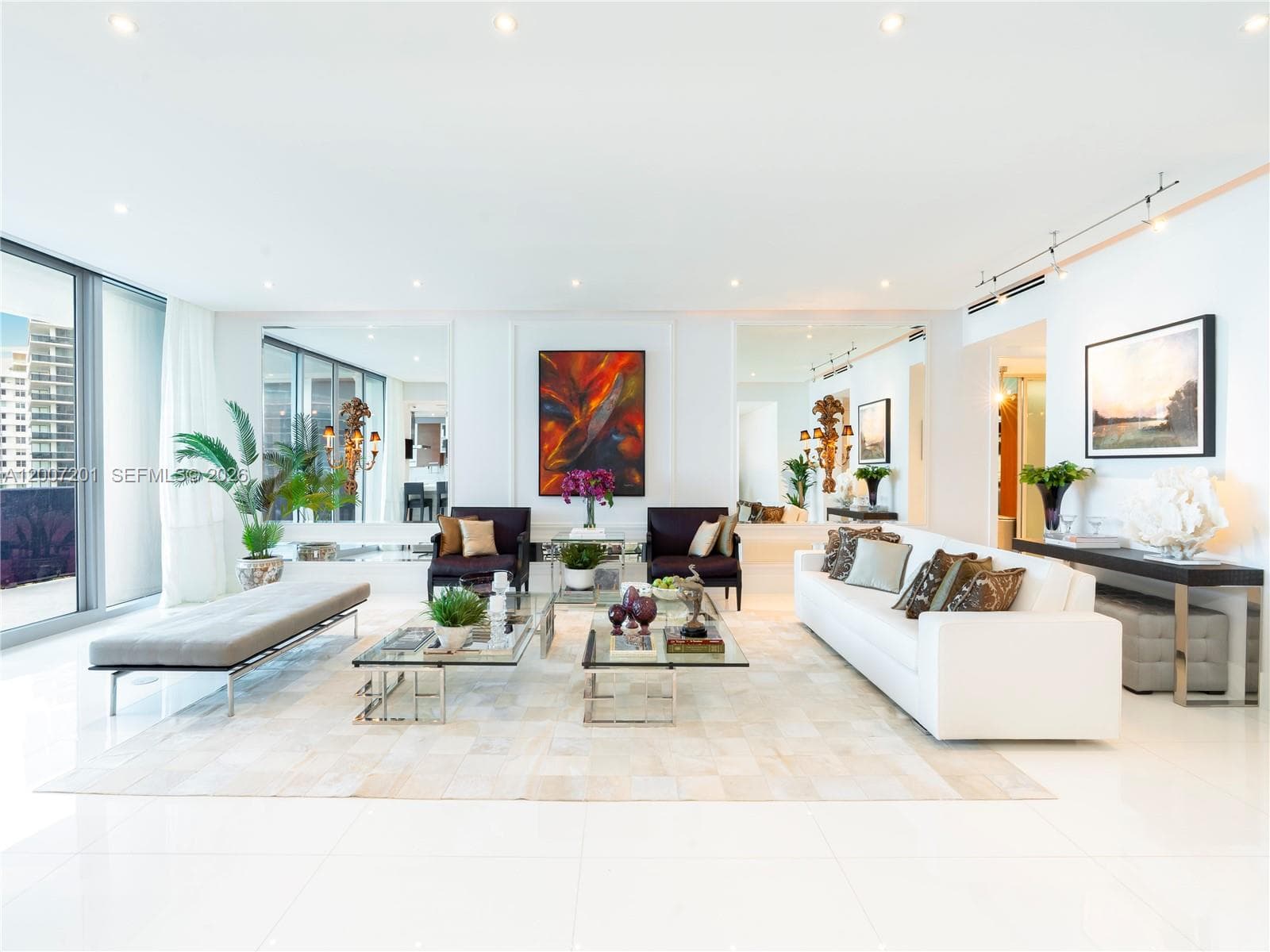 5959 Collins Ave # 906, Miami Beach FL 33140 — 2