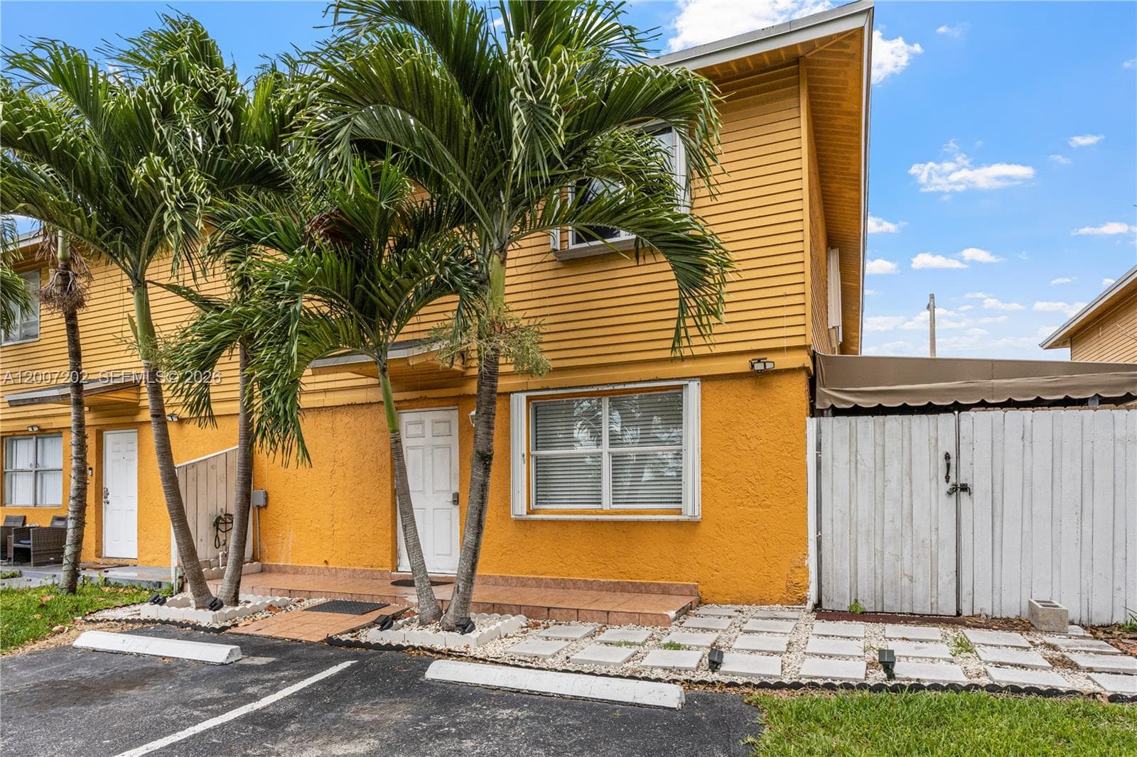203 NE 12th Ave # 203, Homestead FL 33030 — 22