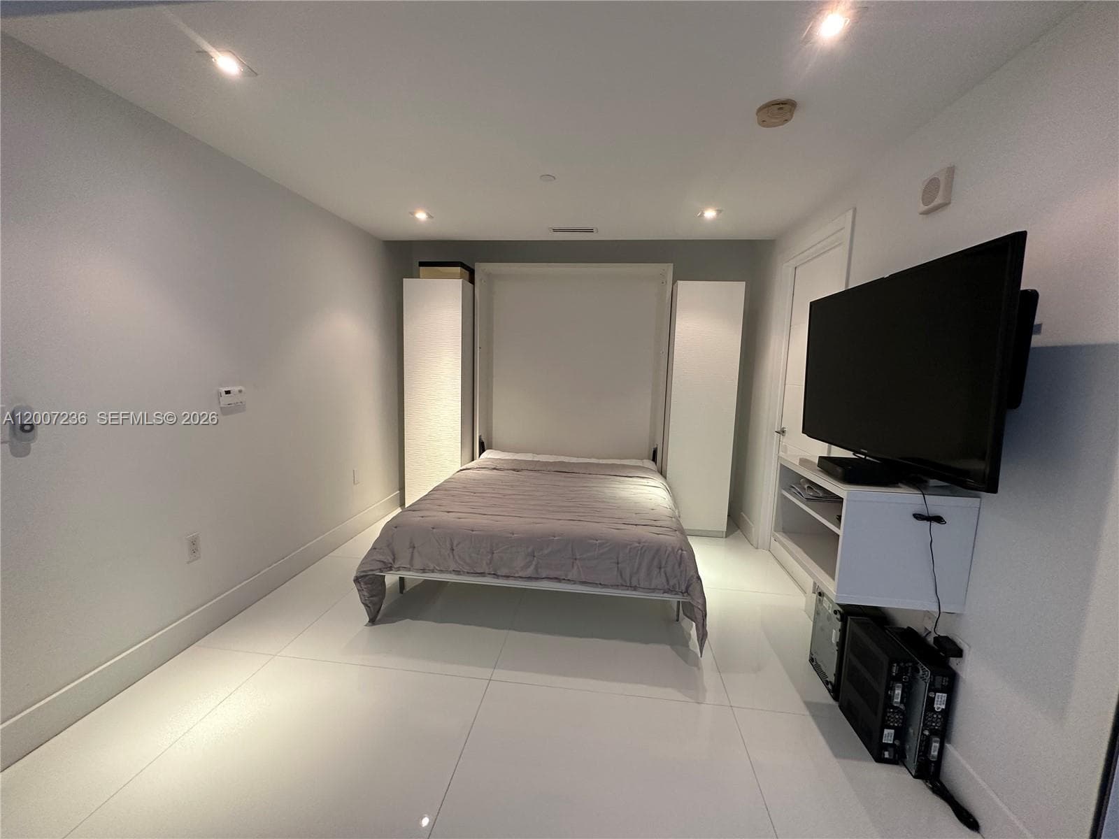17121 Collins Ave # 4006, Sunny Isles Beach FL 33160 — 69