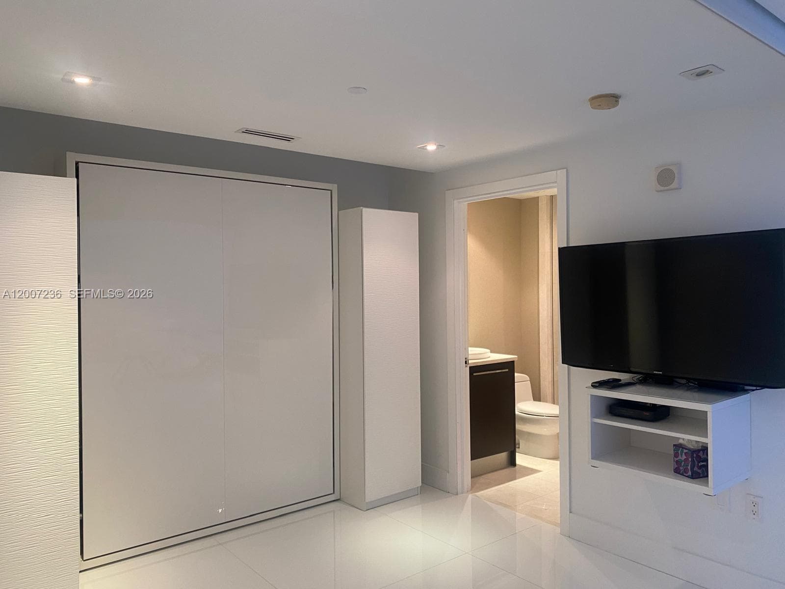 17121 Collins Ave # 4006, Sunny Isles Beach FL 33160 — 68