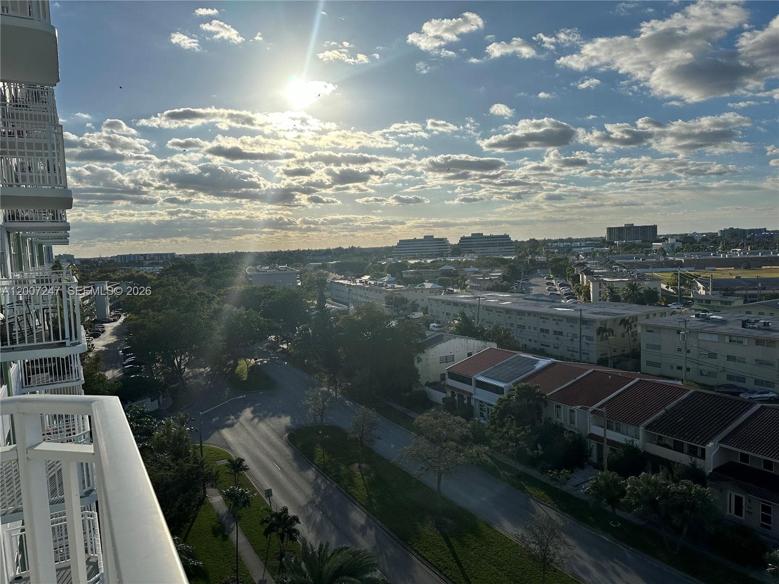 2100 Sans Souci Blvd # B811, North Miami FL 33181 — 22