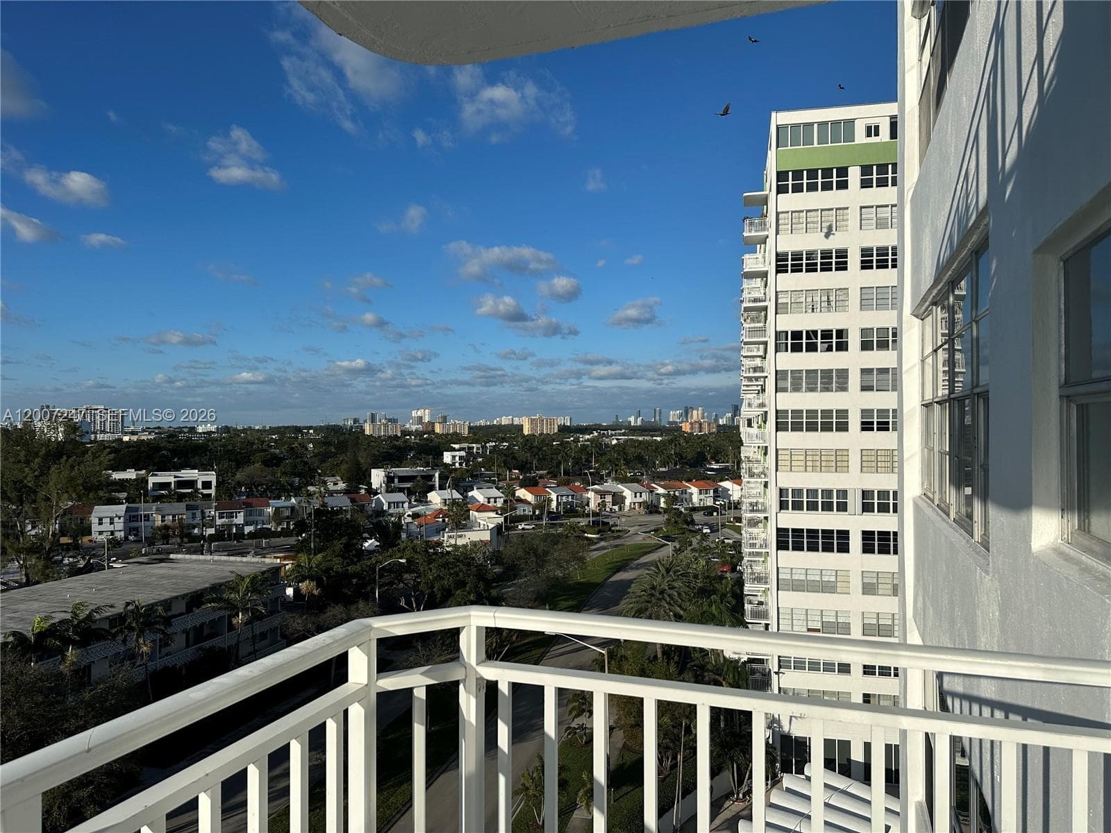 2100 Sans Souci Blvd # B811, North Miami FL 33181 — 24