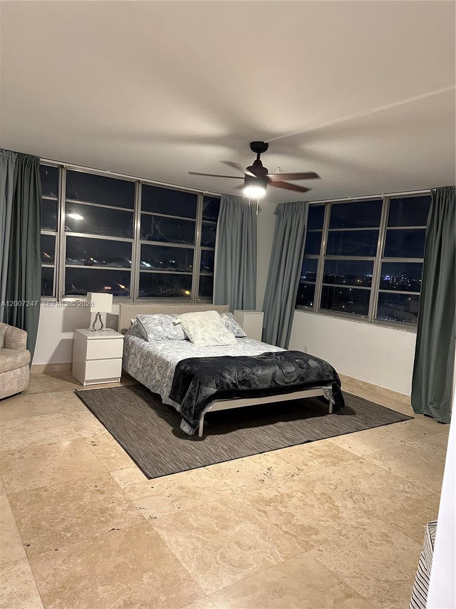 2100 Sans Souci Blvd # B811, North Miami FL 33181 — 14