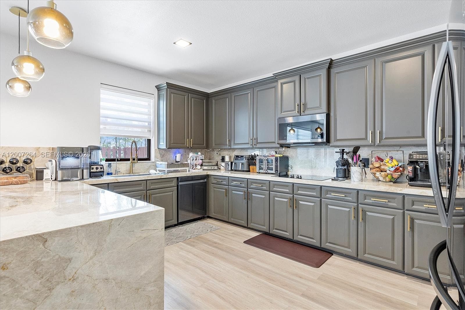 9830 NW 86 TER, Doral FL 33178 — 11