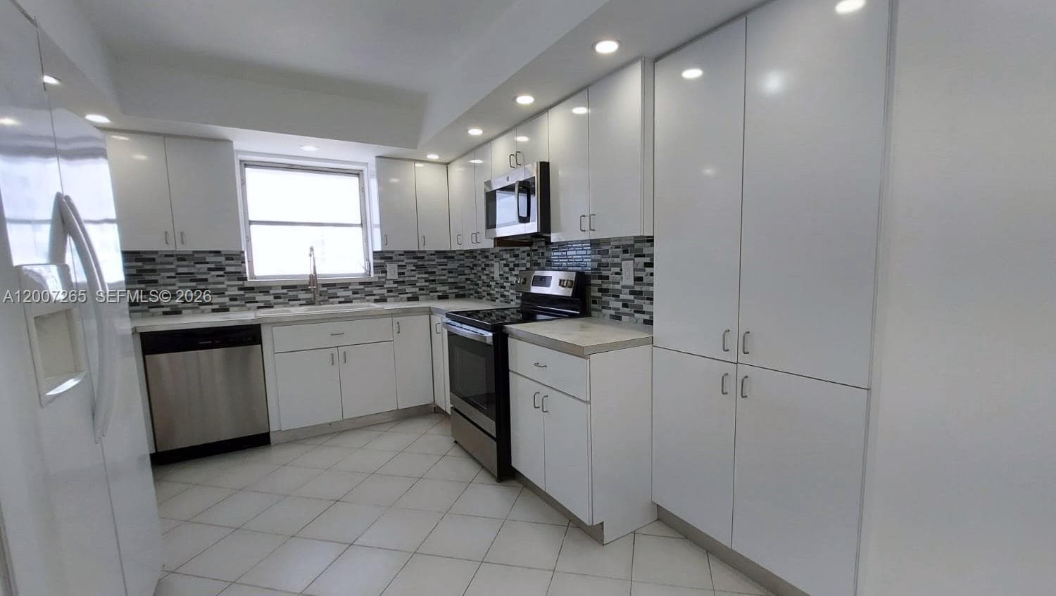 2750 NE 183rd St # 1405, Aventura FL 33160 — 6