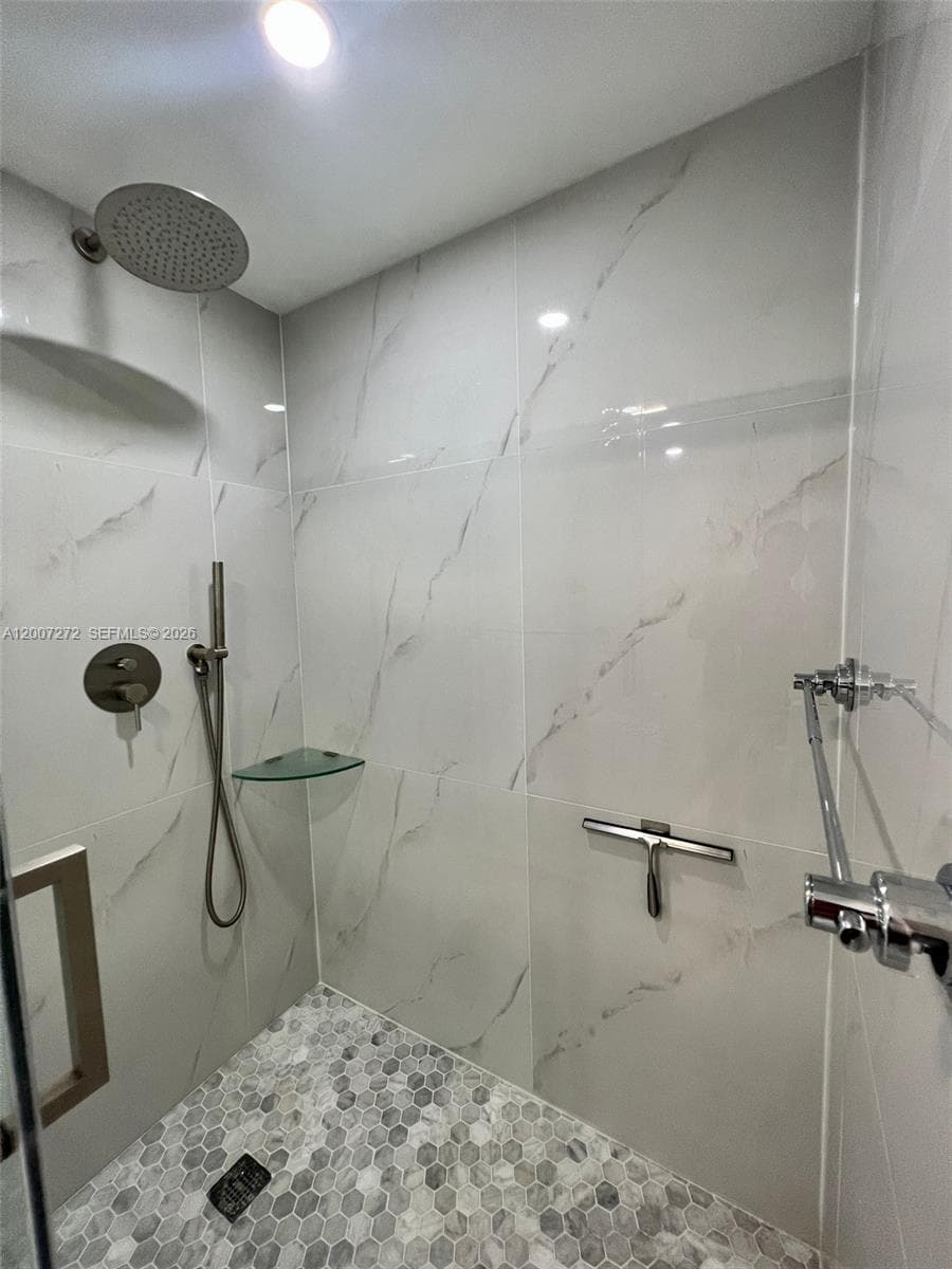 155 Ocean Lane Dr # 1011, Key Biscayne FL 33149 — 44