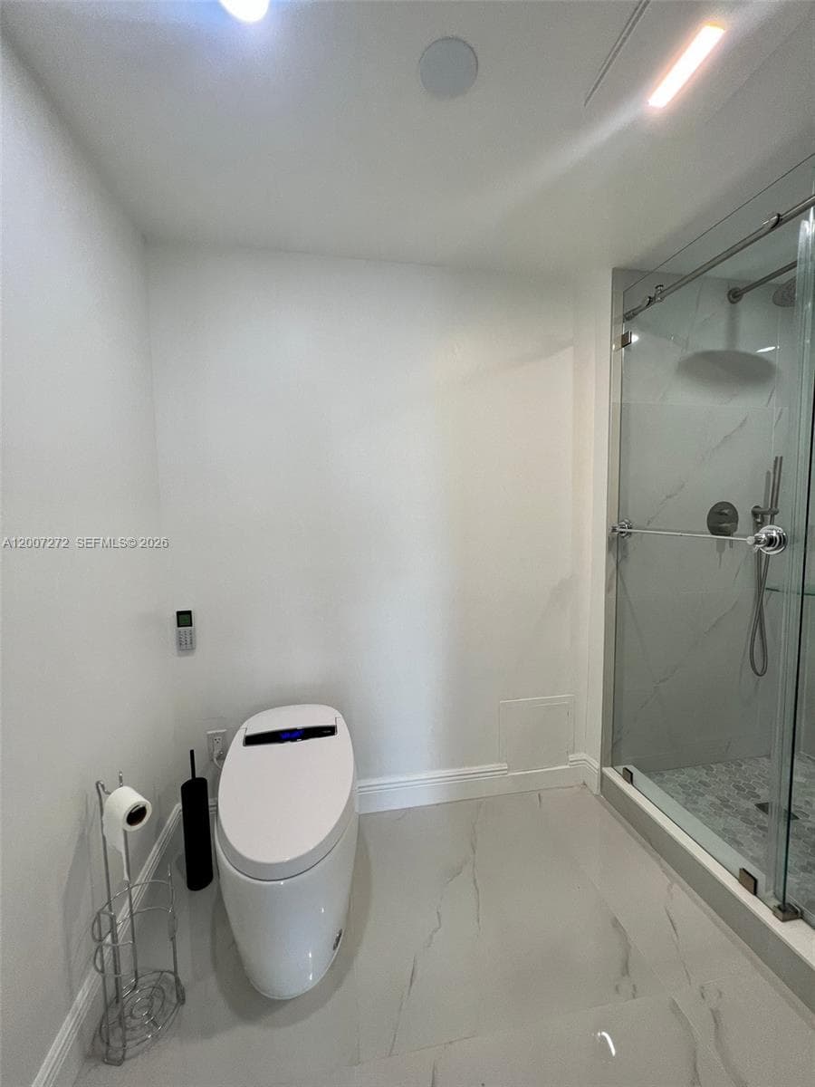 155 Ocean Lane Dr # 1011, Key Biscayne FL 33149 — 39