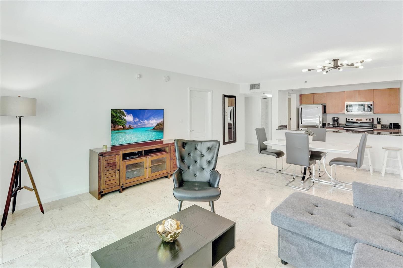 1200 Brickell Bay Drive # 3906, Miami FL 33131 — 5