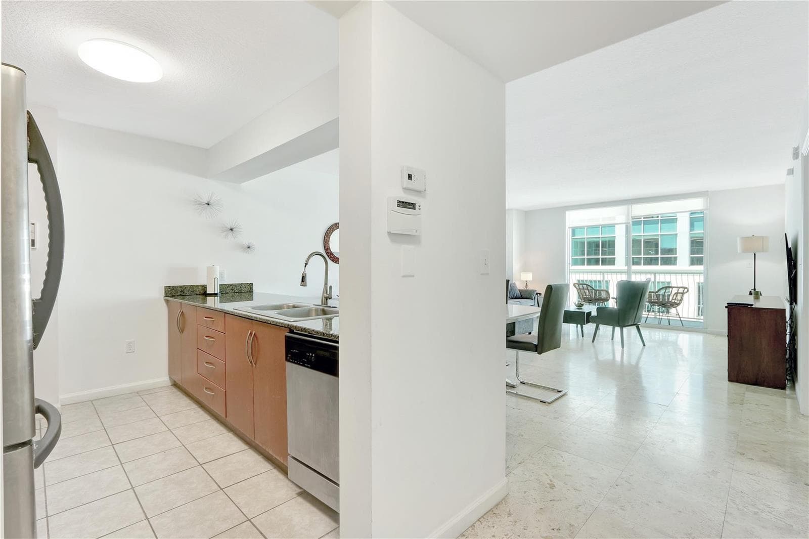 1200 Brickell Bay Drive # 3906, Miami FL 33131 — 10