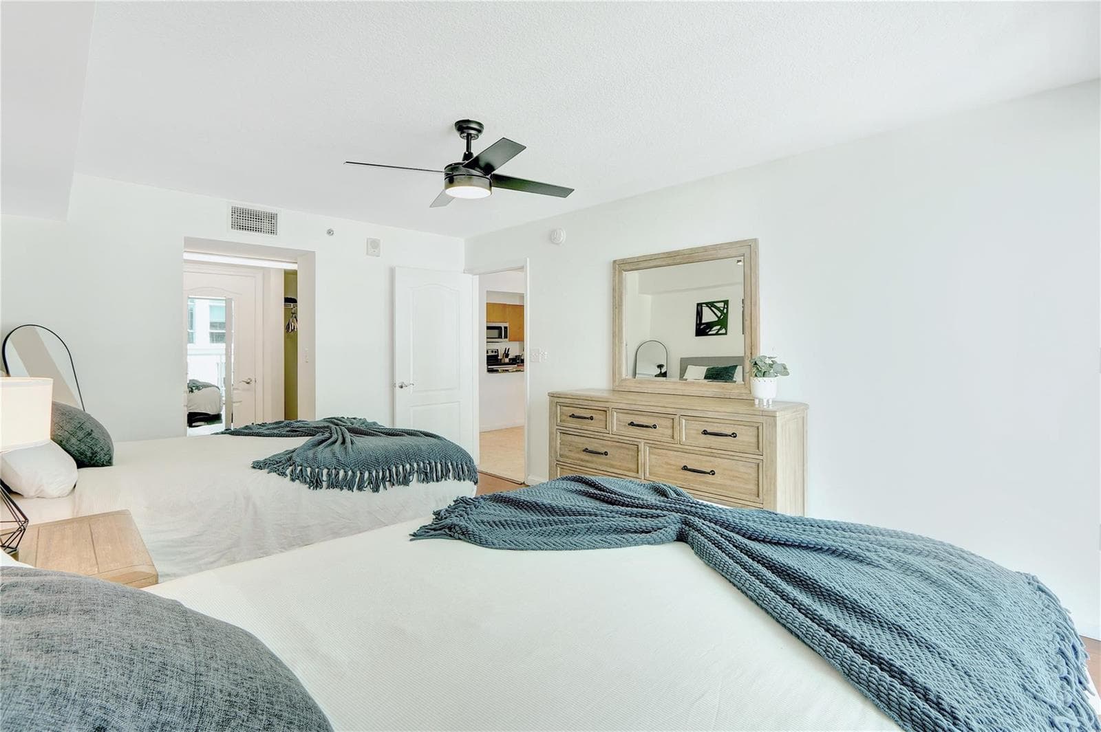 1200 Brickell Bay Drive # 3906, Miami FL 33131 — 11
