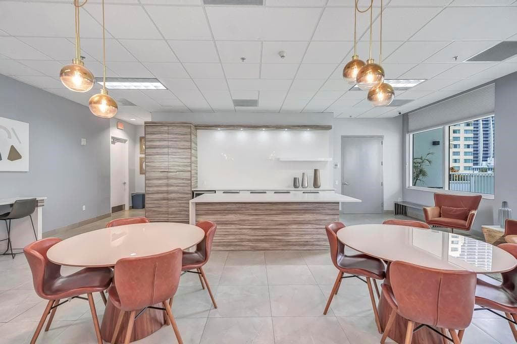 1200 Brickell Bay Drive # 3906, Miami FL 33131 — 19