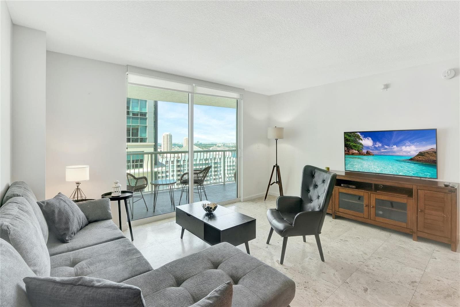 1200 Brickell Bay Drive # 3906, Miami FL 33131 — 4