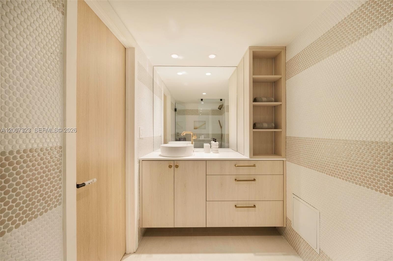 2301 Collins Ave # 526, Miami Beach FL 33139 — 19