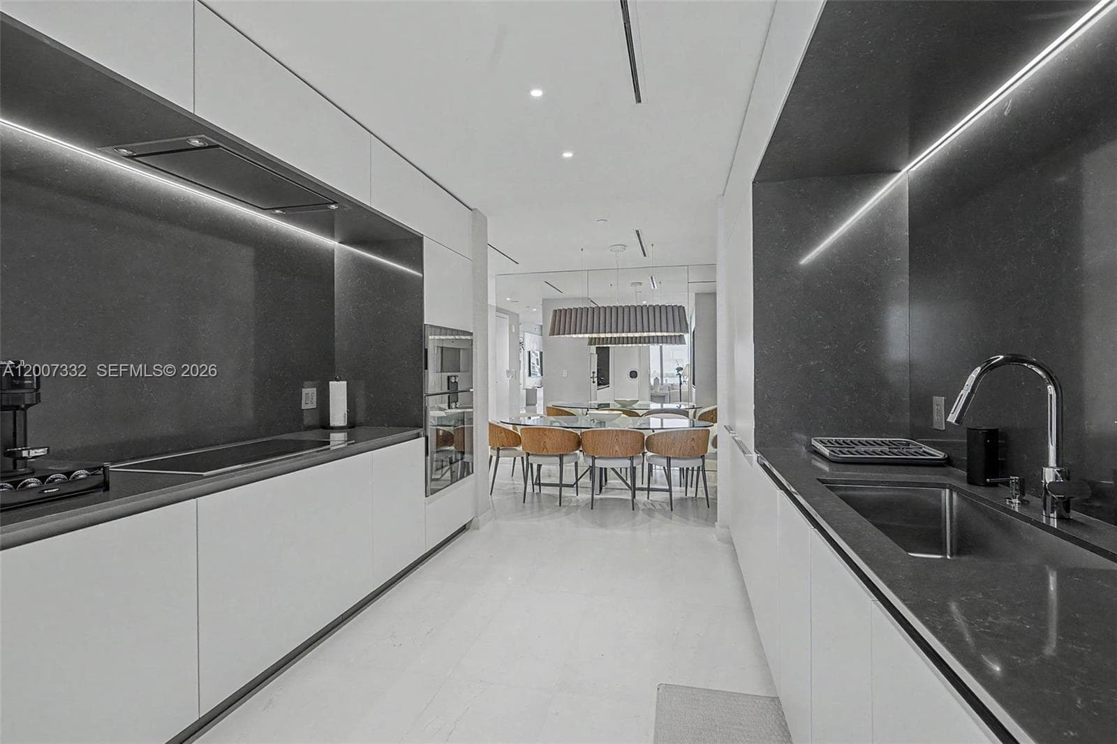 300 Biscayne Blvd Way # 3203, Miami FL 33131 — 17