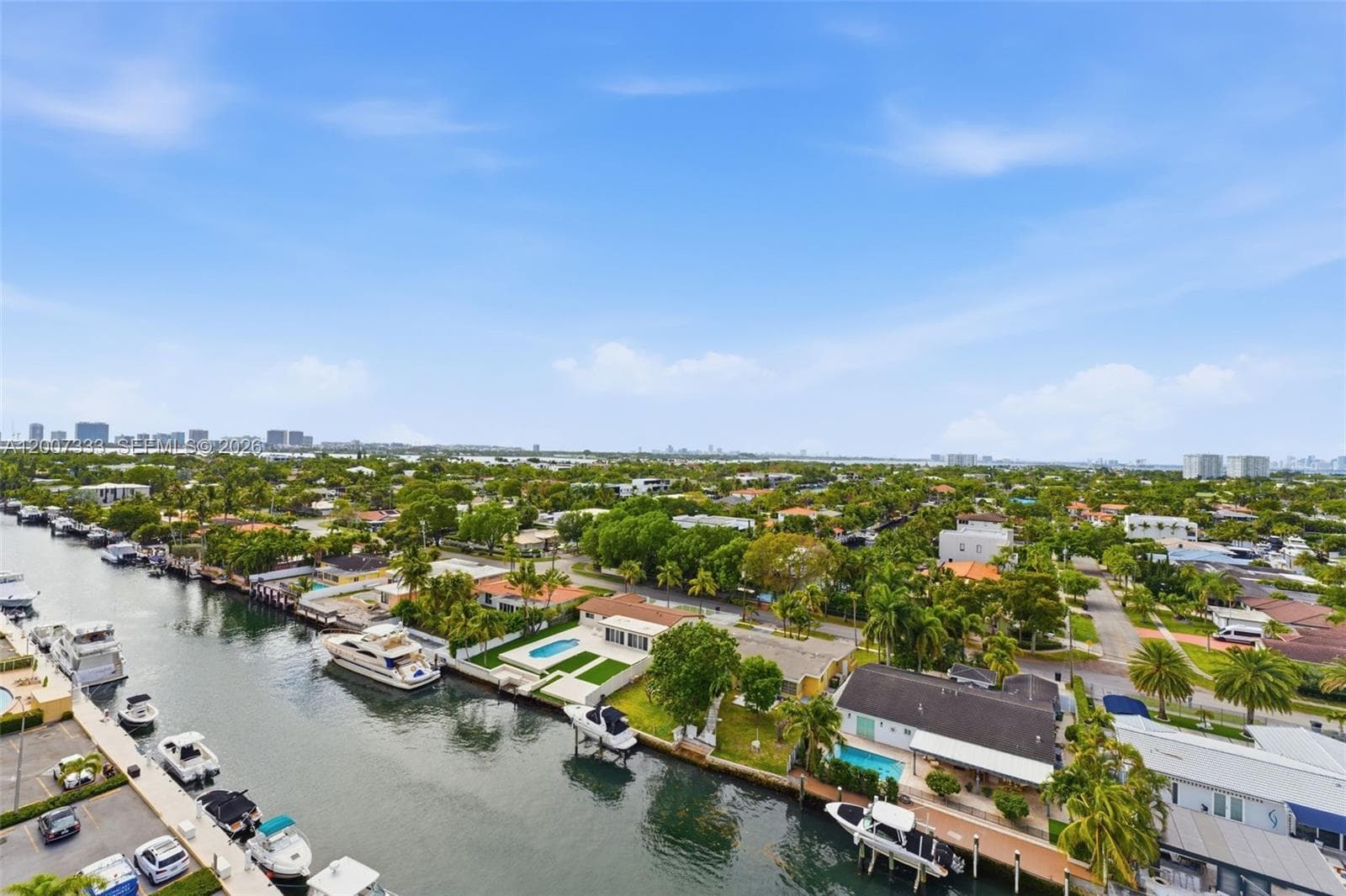 2000 NE 135th St PH, North Miami FL 33181 — 9