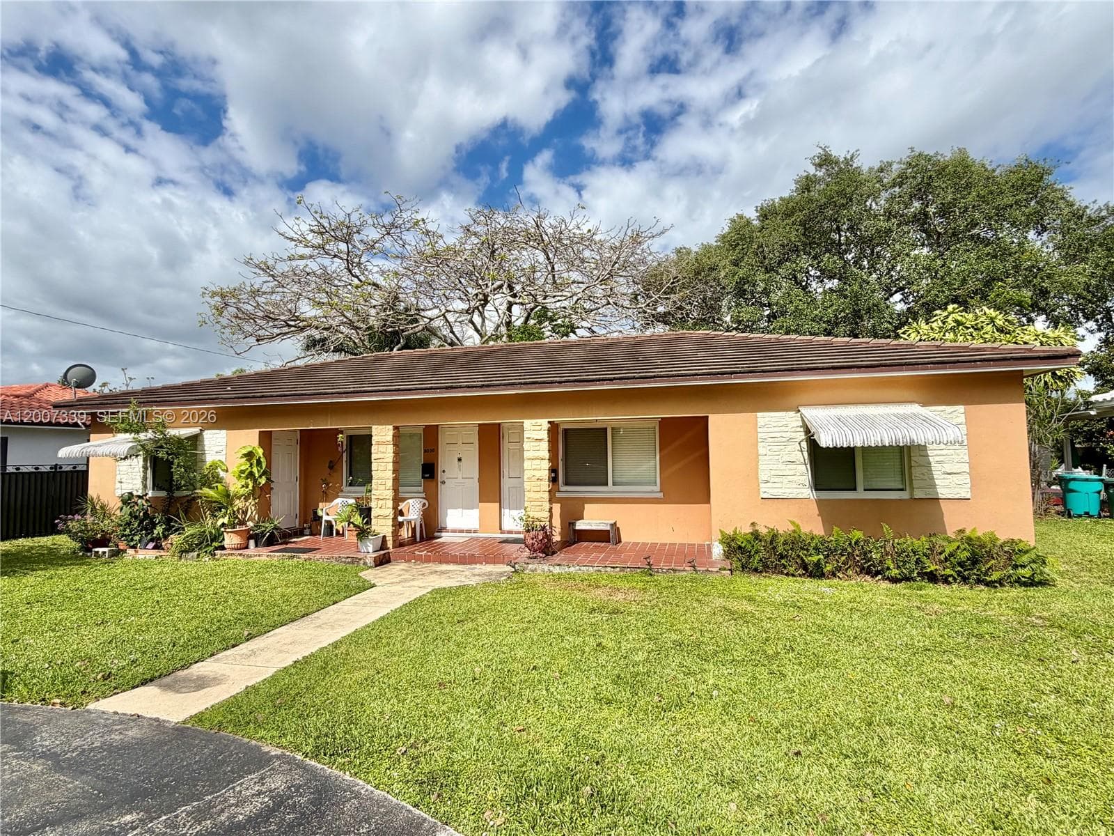 11002 NE 10th Ave, Biscayne Park FL 33161 — 1