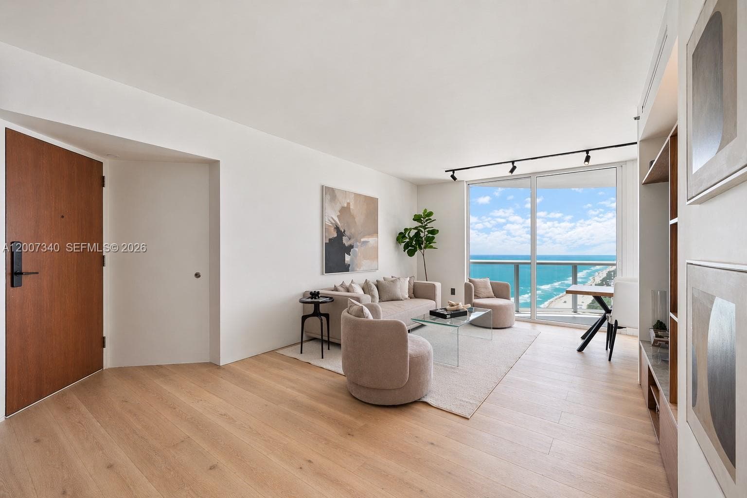 6365 Collins Ave # 3904, Miami Beach FL 33141 — 1