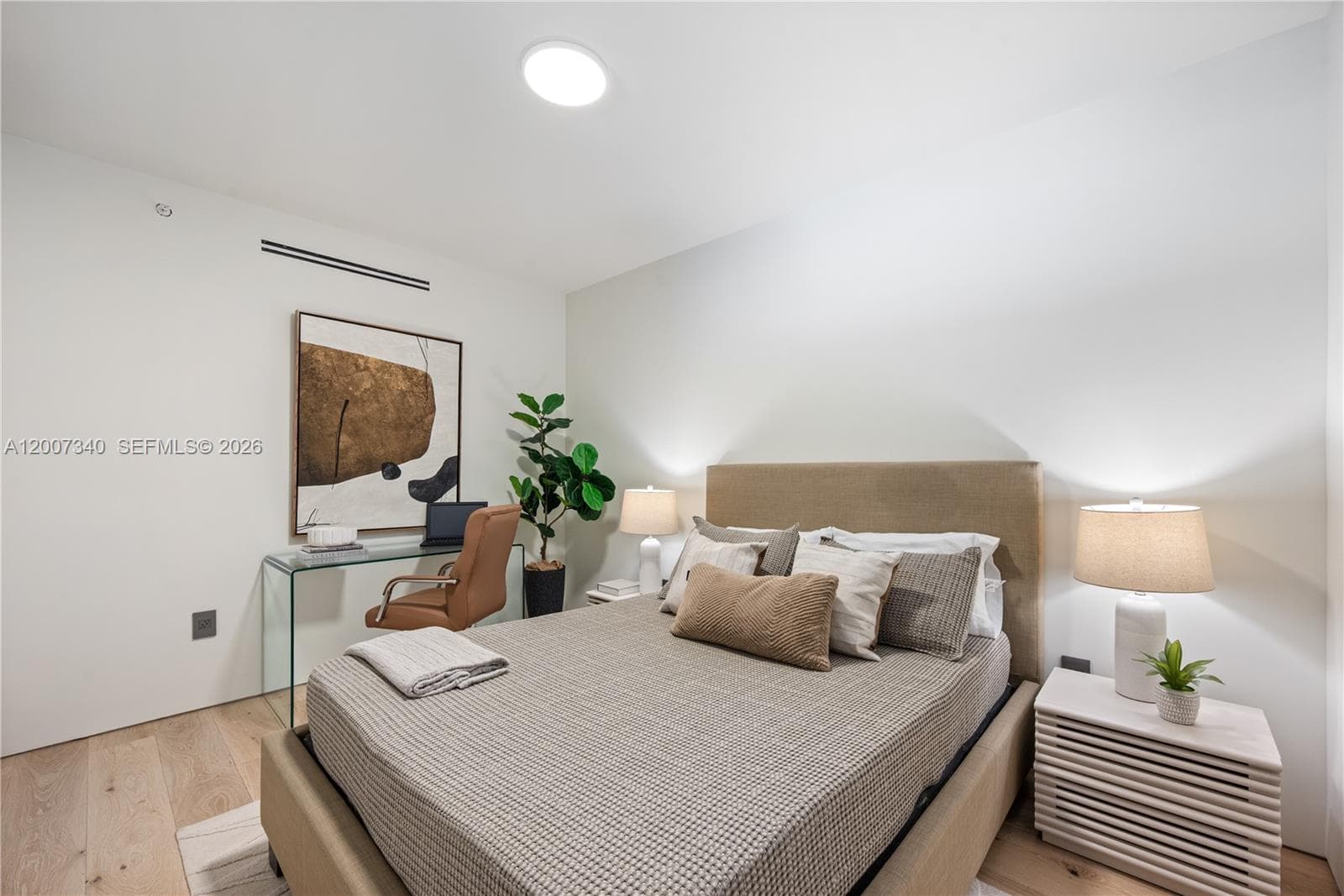 6365 Collins Ave # 3904, Miami Beach FL 33141 — 18