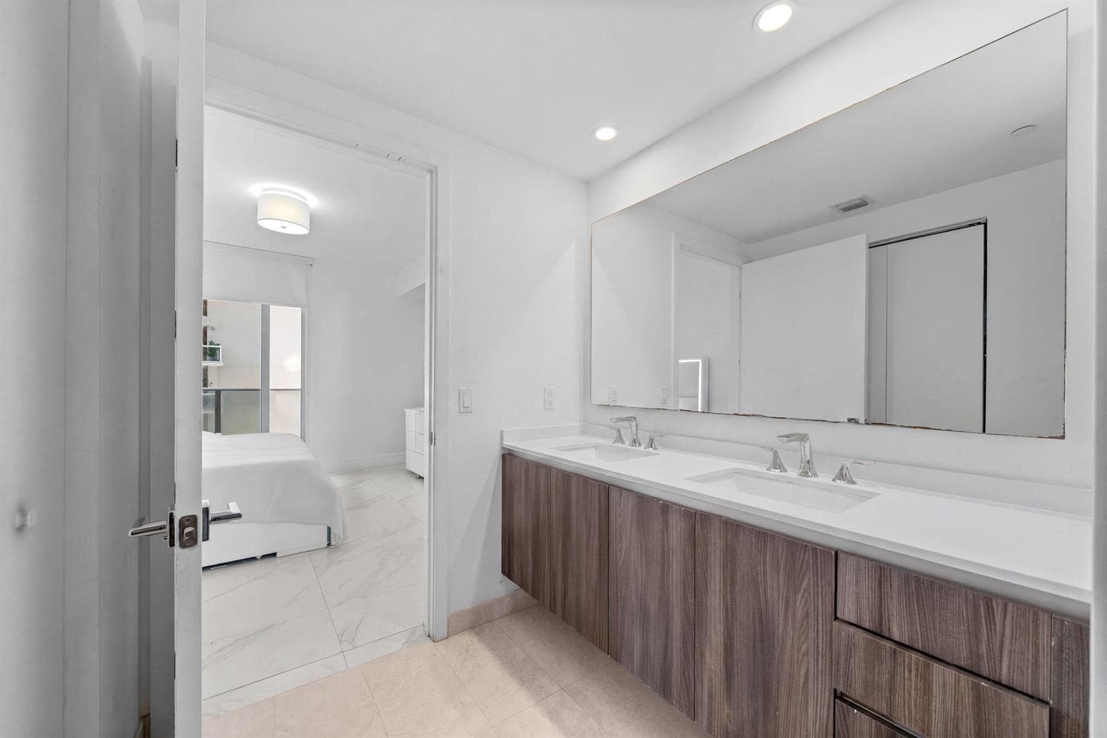 488 NE 18th Street # 905, Miami FL 33132 — 7