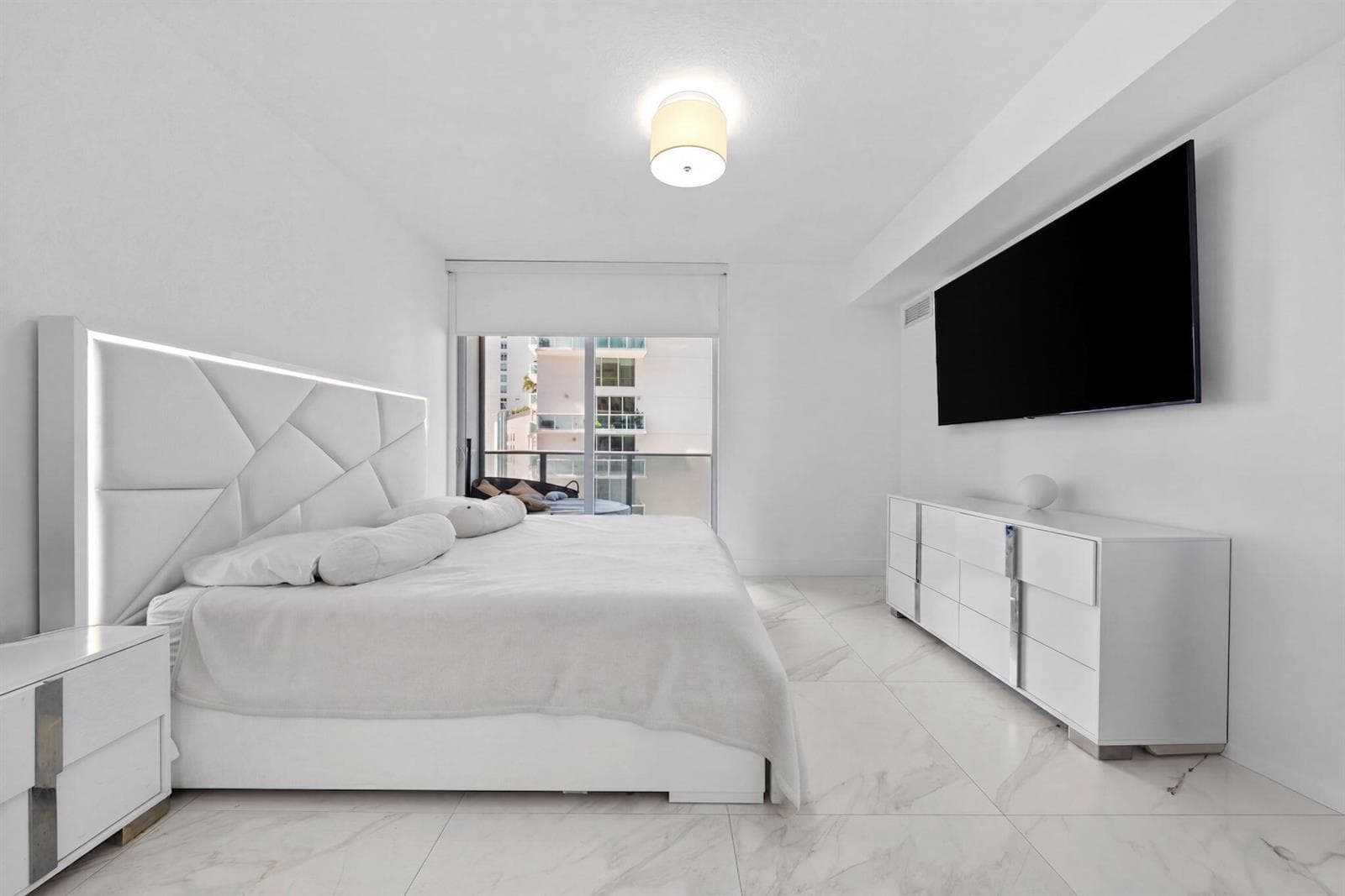 488 NE 18th Street # 905, Miami FL 33132 — 5
