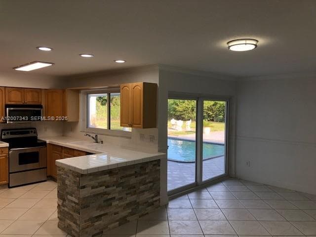 7090 SW 62nd St # 0, Miami FL 33143 — 10