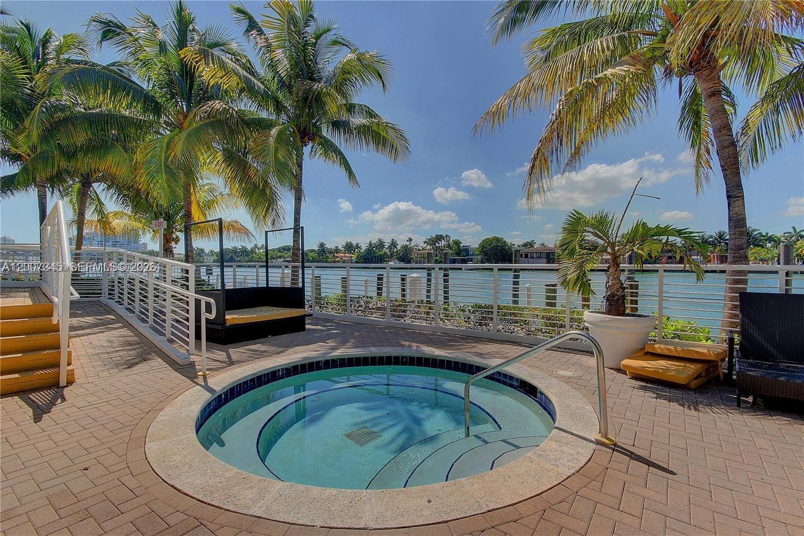 6580 INDIAN CREEK DR # 511, Miami Beach FL 33141 — 14