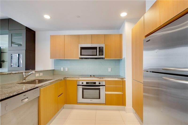 1050 Brickell Avenue # 3222, Miami FL 33131 — 2