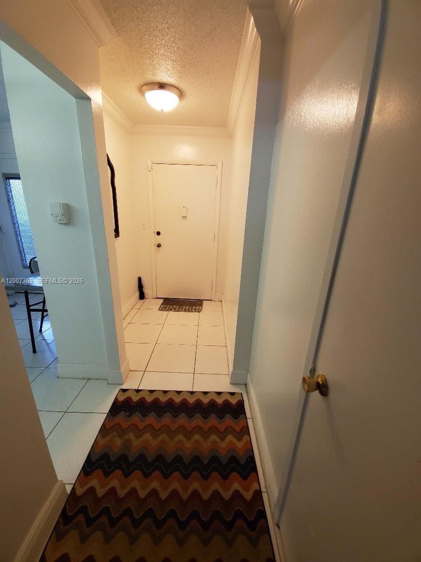 1750 NE 191st St # 1, Miami FL 33179 — 10